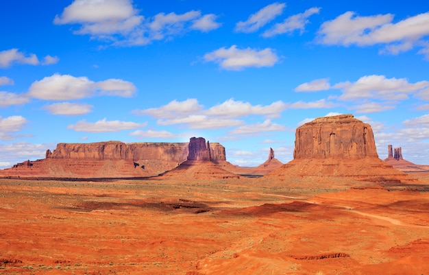 Premium Photo | Panorama with famous buttes of monument valley from ...