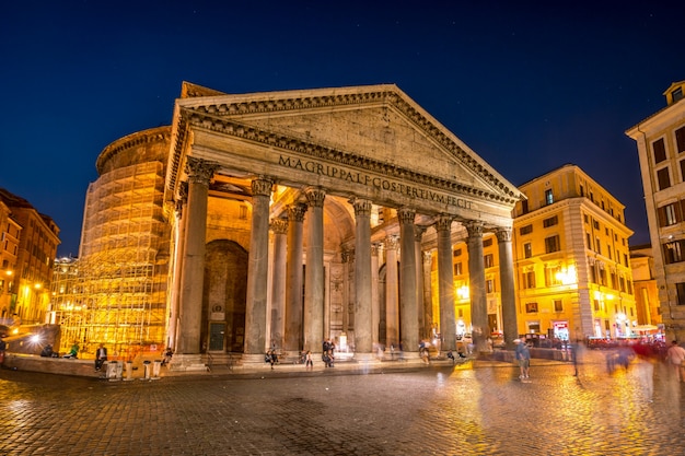 イタリア ローマのパンテオン プレミアム写真