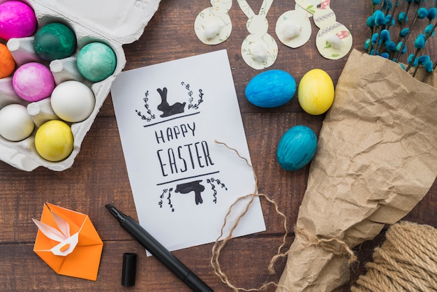 イースターエッグ 柳の小枝 ウサギの折り紙のセットに近いタイトルの紙 無料の写真