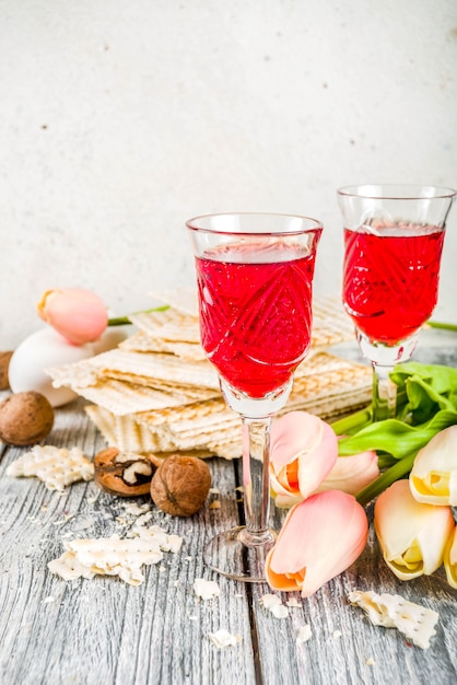 Pesah, jewish passover holiday background Premium Photo