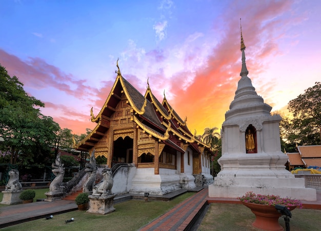 Premium Photo | Phra singh temple twilight time viharn lai kam wat phra ...