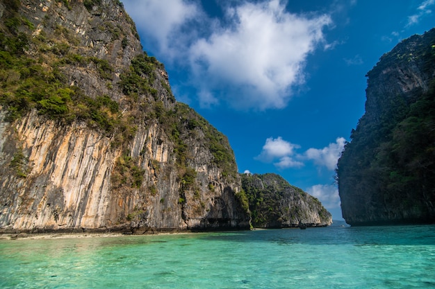 Free Photo | Pileh blue lagoon at phi phi island, thailand.