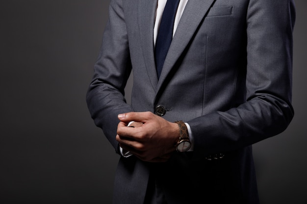 Premium Photo | Portrait 20s asian business man gray formal suit pants ...