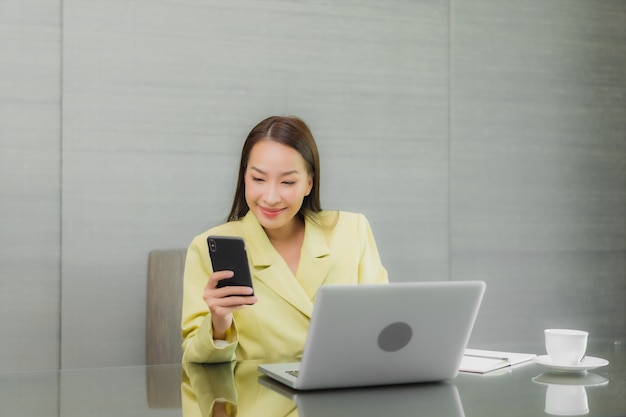 use laptop as phone