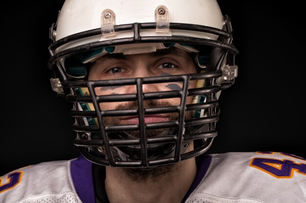 Premium Photo Portrait Close Up American Football Player Bearded In Helmet