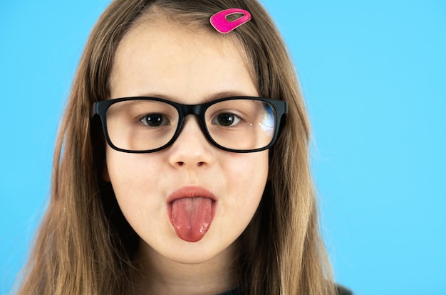 Premium Photo Portrait Of A Girl Wearing Glasses