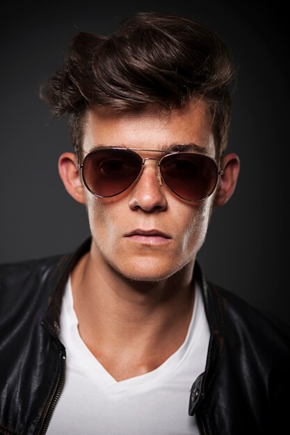 Free Photo | Portrait of male model wearing sunglasses