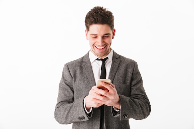 Premium Photo | Portrait Of A Smiling Young Businessman