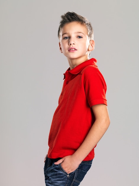 Featured image of post Fashion Model Pose Boy Portrait of adorable young beautiful boy