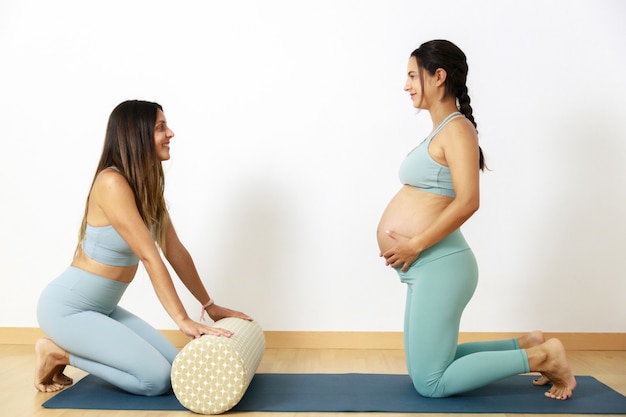 premium-photo-private-yoga-classes-for-pregnant-women