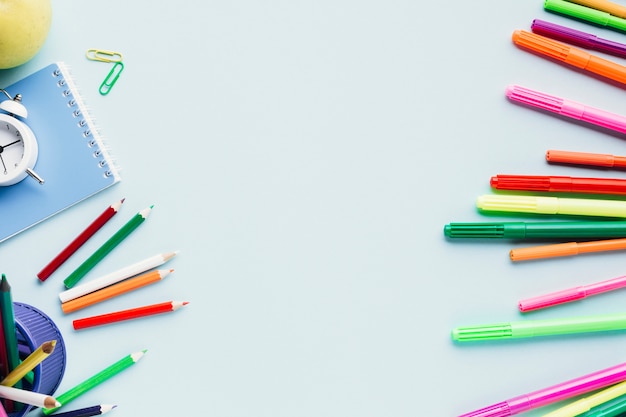 Range of bright art supplies Free Photo