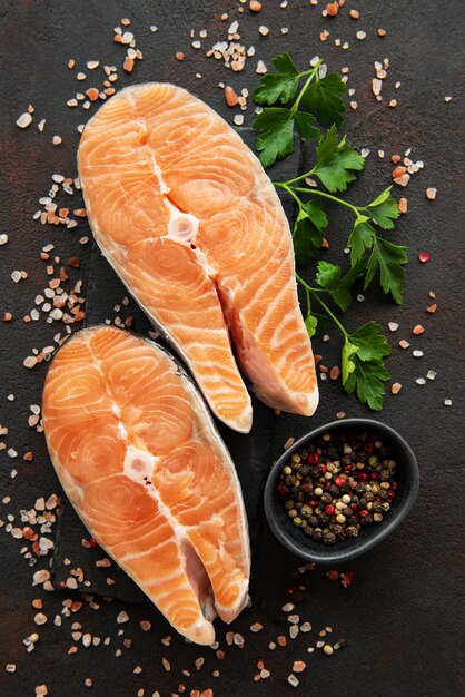 Premium Photo | Raw salmon steaks