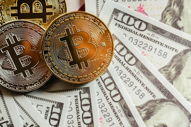 Real Bitcoins With A Value Higher Than Hundreds Of Dollars In Bills - 