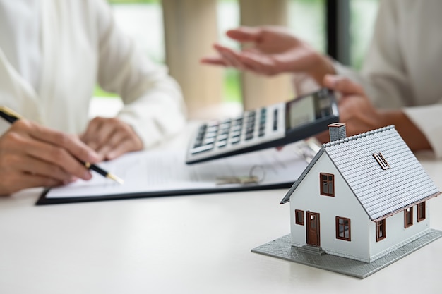 Comparing Home Loans for First Home Buyers
