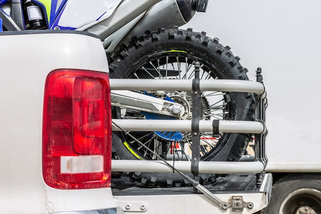 bike in back of truck