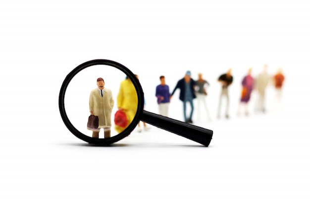 recruitment zoom magnifying glass picking business person candidate people group 112237 174 - Ketahui Apa Saja Hak dan Kewajiban Pekerja Migran Indonesia