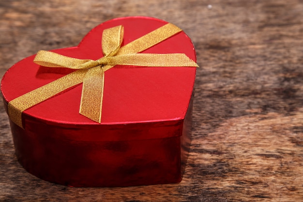 Red gift Photo | Free Download