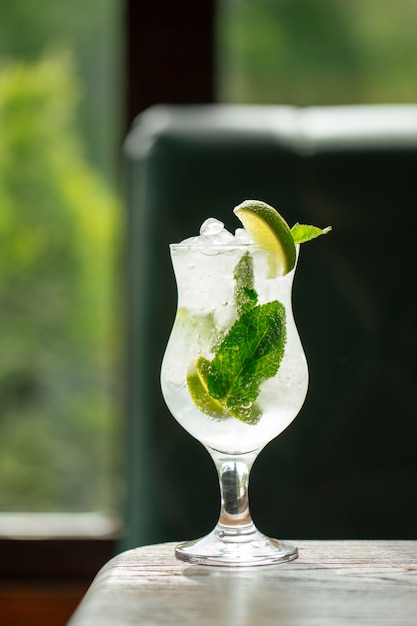 Premium Photo | Refreshing cool mojito cocktail with ice and mint