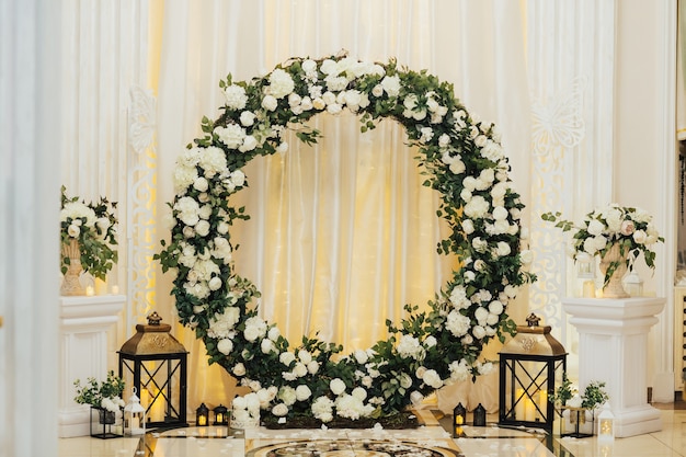 round flower arch round flower arch
