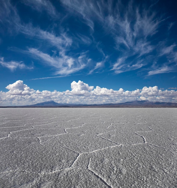 Premium Photo | Salar de uyuni salt flat aitiplano bolivia