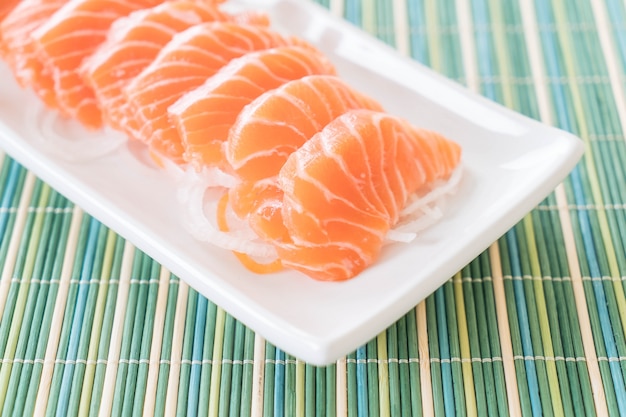 Free Photo | Salmon raw sashimi