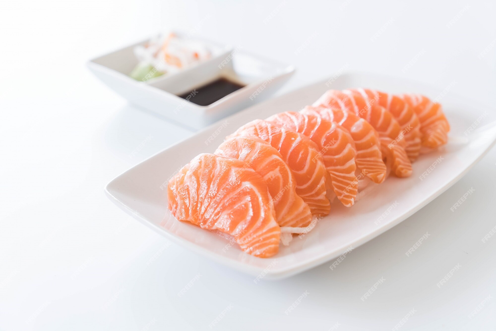 Free Photo | Salmon raw sashimi