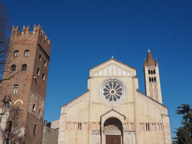 Premium Photo | San zeno basilica in verona