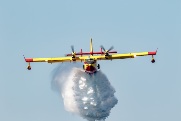 Premium Photo Seaplane Canadair Cl 415