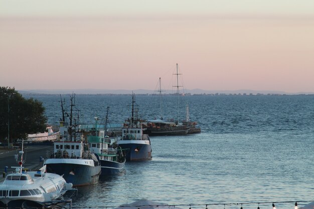 premium-photo-seaport
