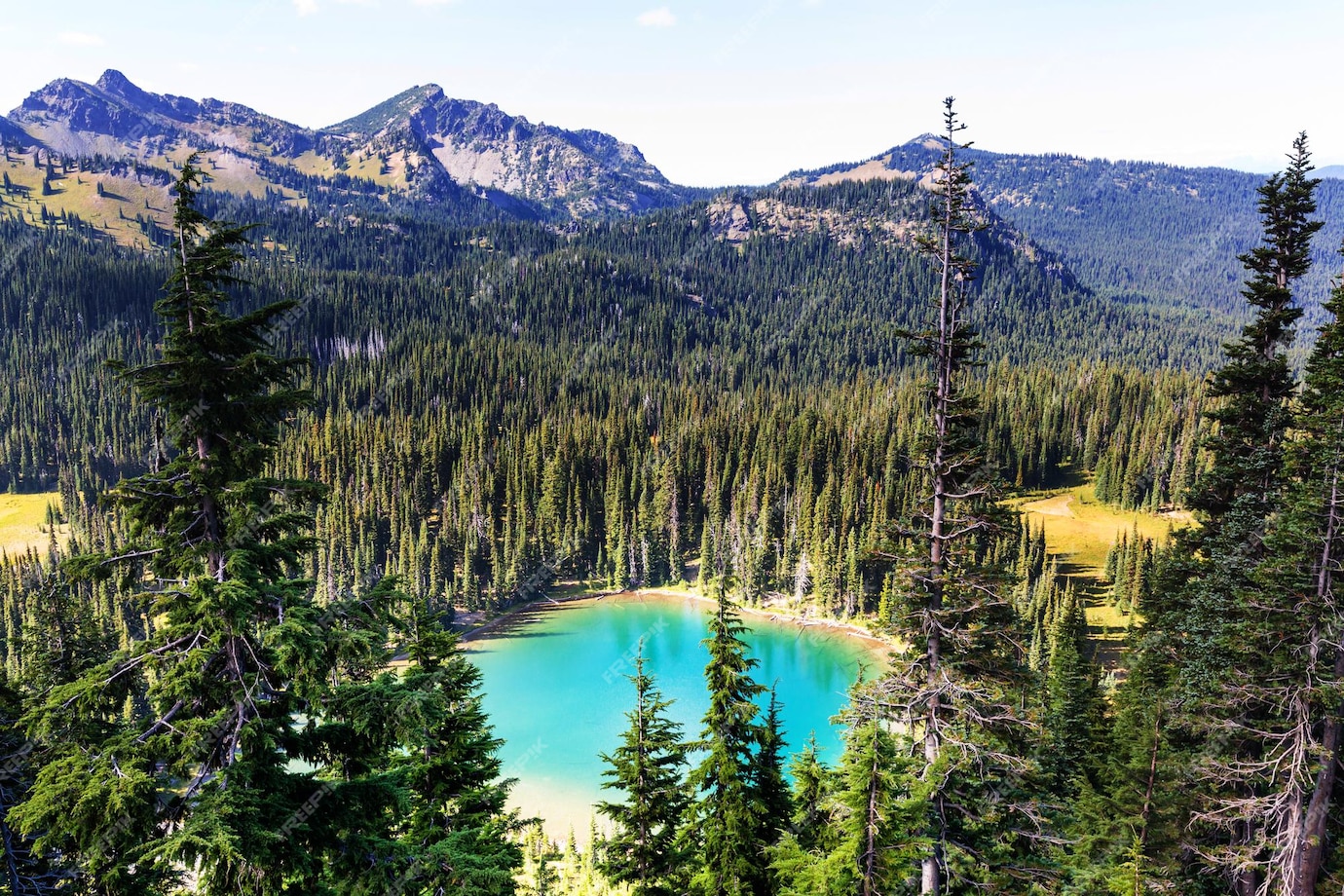 Premium Photo | Serenity lake in the mountains