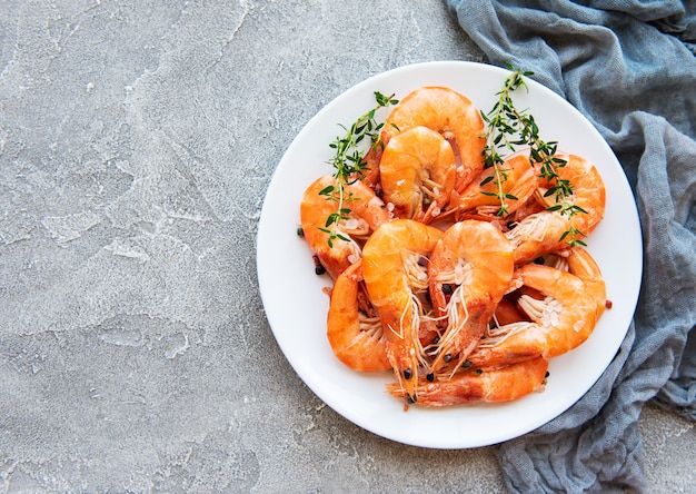 Premium Photo | Shrimps on a plate with copyspace