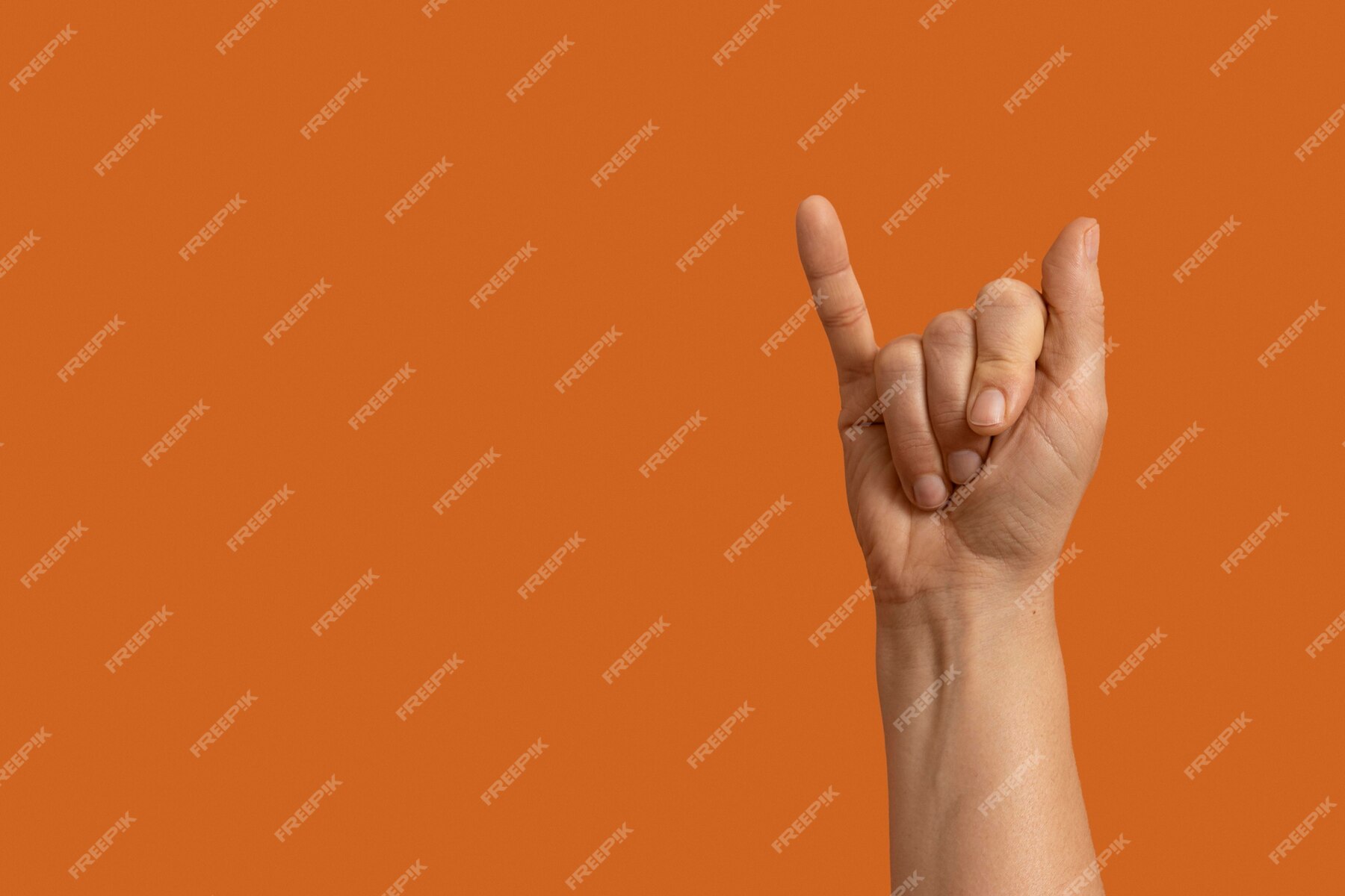 free-photo-sign-language-hand-gesture-with-copy-space