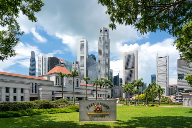 singapore-parliament-building_73503-1621.jpg