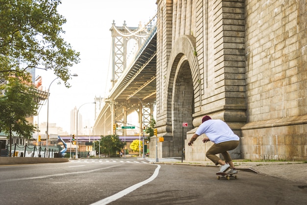 Premium Photo | Skater training in a skate park in new york