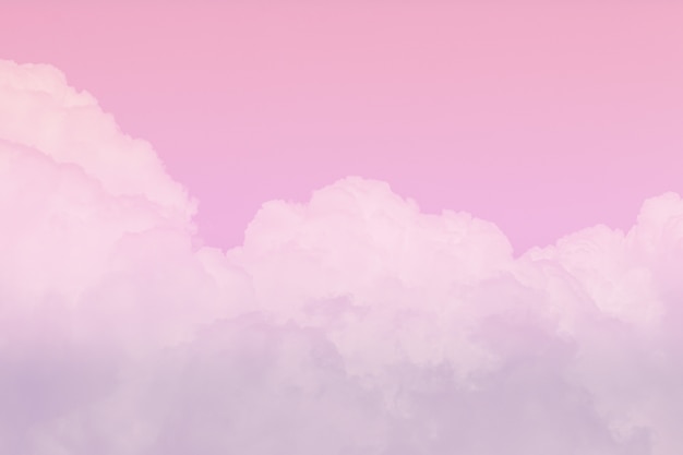 空と曇りの美しいピンク色の背景 空の柔らかい雲 プレミアム写真
