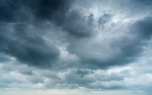 Premium Photo | Sky and dark clouds