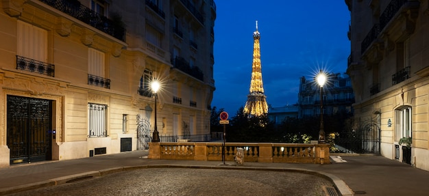 Premium Photo Small Street In Paris With View On The Famous Eifel Tower France