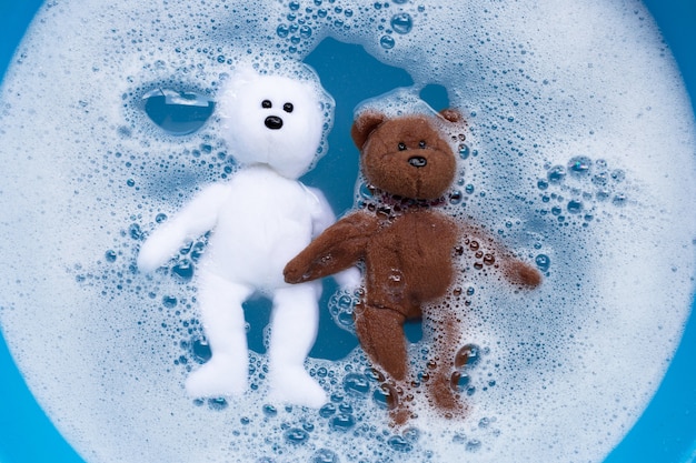 washing teddy bears