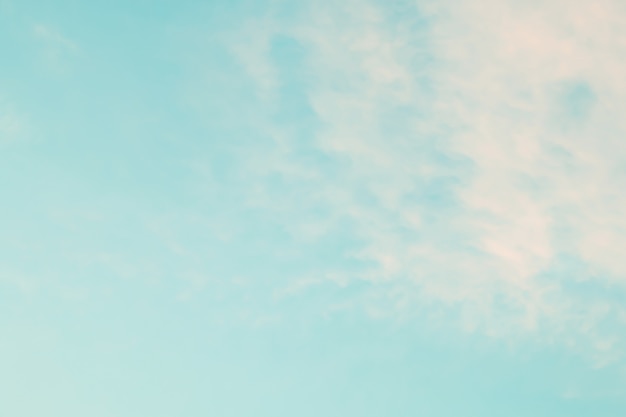 柔らかい曇りはグラデーションパステル 甘い色の抽象的な空の背景です プレミアム写真