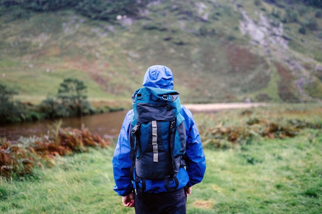 Premium Photo | Solo hiker walking in glen etive, scotland