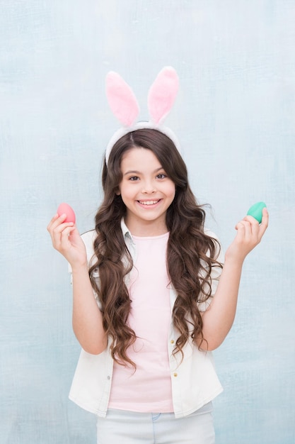 premium-photo-spring-holiday-girl-little-child-easter-bunny