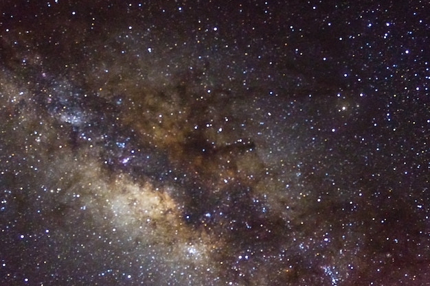 光沢のあるスターフィールドの星と銀河の宇宙空の夜宇宙黒星空の背景 プレミアム写真