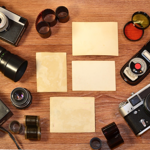 Still-life with old photography equipment | Premium Photo