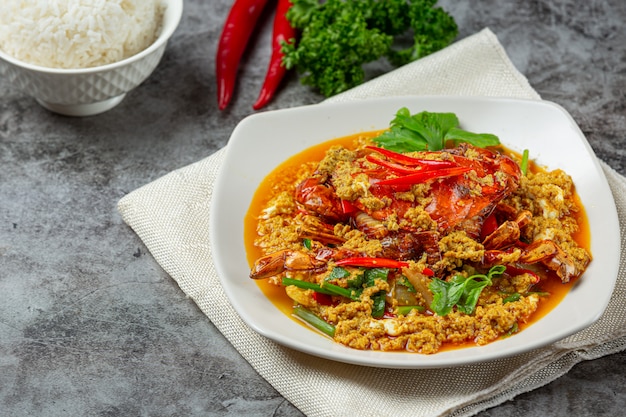 Stir fried crab with curry powder beautiful side dishes. Free Photo