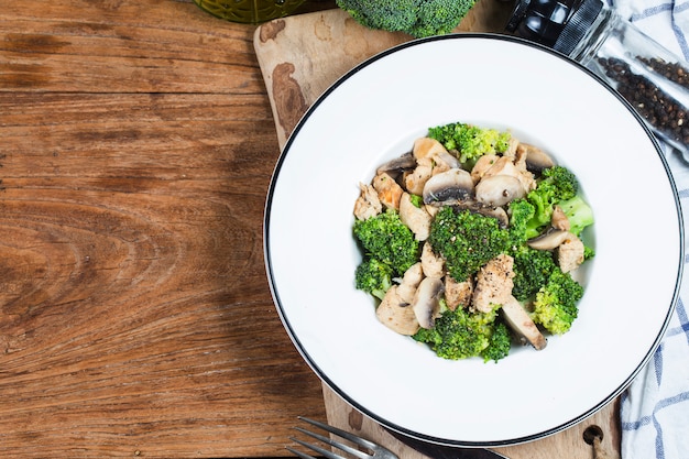 Premium Photo Stir Fry With Chicken Mushrooms And Broccoli Low Carb High Protein Recipes