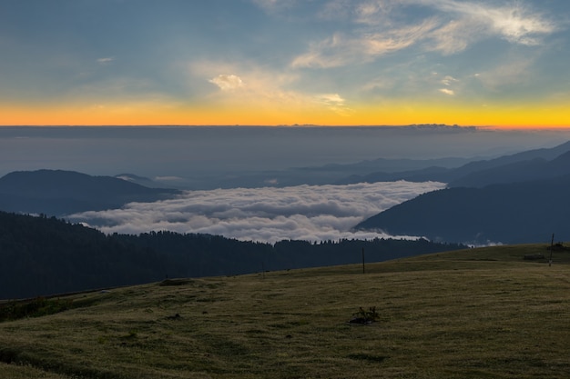 Premium Photo | Sunrise at gito plateu, kackar mountains. rize - turkey