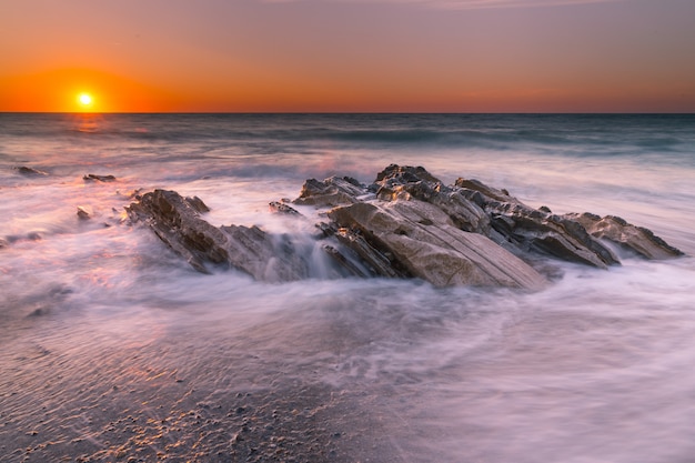 Premium Photo | Sunset at bidart's beach next to biarritz, basque country.