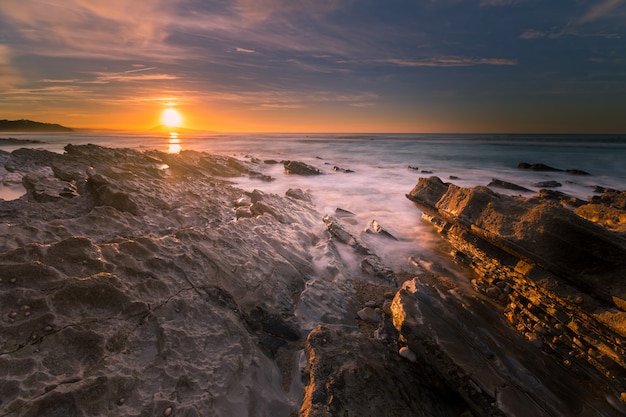 Premium Photo | Sunset at bidart's beach next to biarritz, basque country.