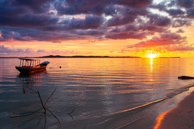 Premium Photo Sunset Colorful Sky On Sea Tropical Desert Beach No People Dramatic Clouds Travel Destination Getting Away Indonesia Banyak Islands