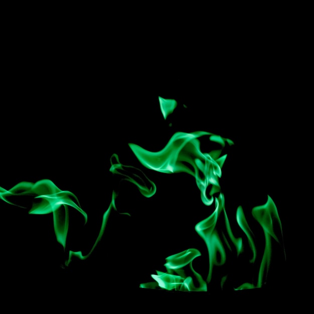 渦巻く緑の炎 無料の写真